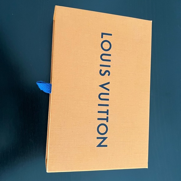 Louis Vuitton empty box - Picture 1 of 3